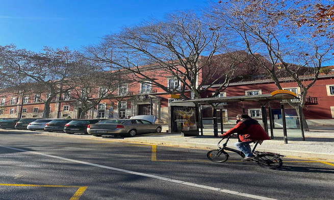 Paço da Rainha e Largo do Mitelo